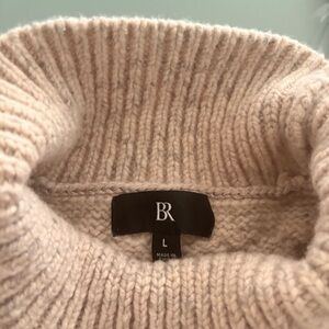 Banana Republic Crewneck Ribbed Sweater in Light Blush